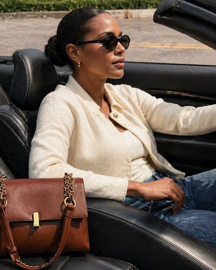 Classic Chic Pochette - Oria